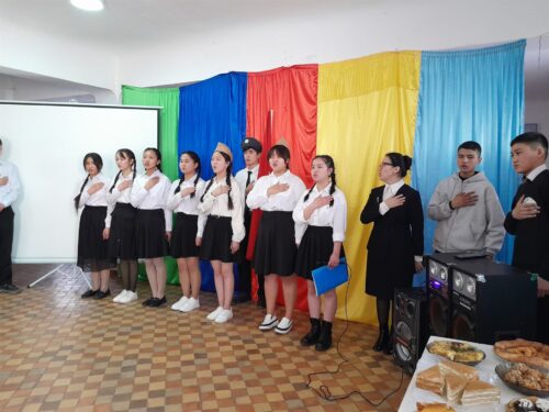 Торжественная линейка посвященная ко Дню Вывода советских войск из Афганистана