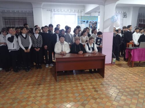Торжественная линейка посвященная ко Дню Вывода советских войск из Афганистана